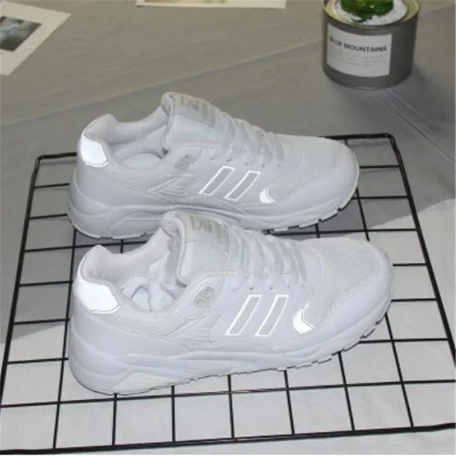 2018 Women's Vulcanize Shoes Lady Casual White Shoes Women Sneaker Black Leisure Thick Soled Shoes Flats Cross-tied Lace Up Soft