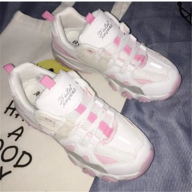 2018 Women's Vulcanize Shoes Lady Casual White Shoes Women Sneaker Black Leisure Thick Soled Shoes Flats Cross-tied Lace Up Soft