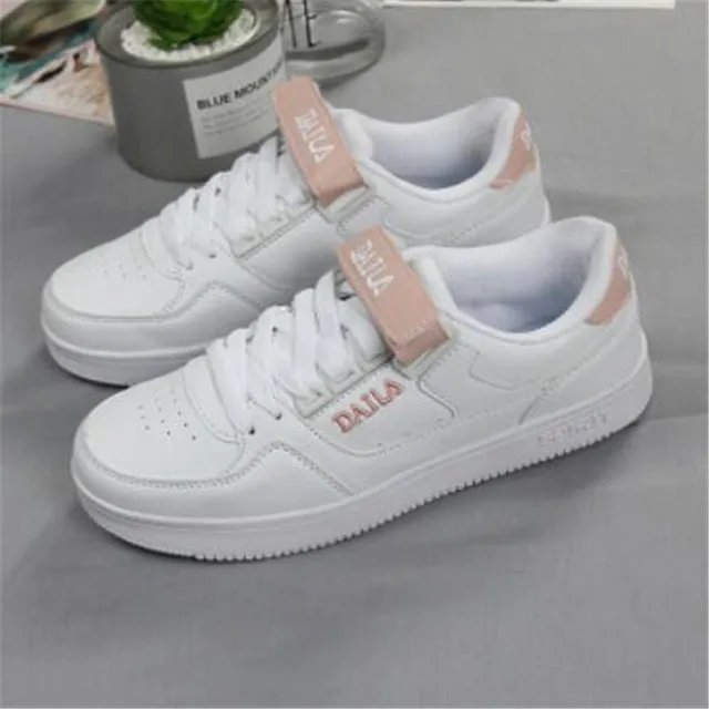 2018 Women's Vulcanize Shoes Lady Casual White Shoes Women Sneaker Black Leisure Thick Soled Shoes Flats Cross-tied Lace Up Soft