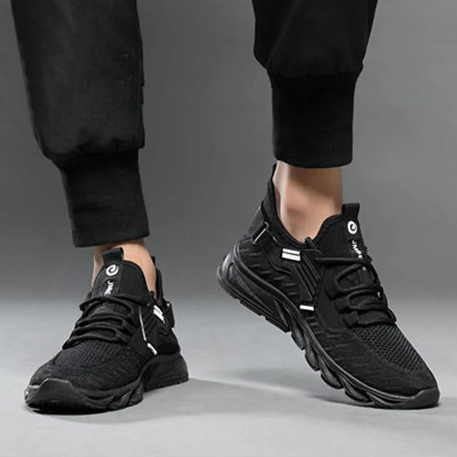 BORAMAX Men's Running Shoes Breathable Men's Tennis Shoes Lightweight Sneakers One Pedal Gym Casual Comfortable Shoes