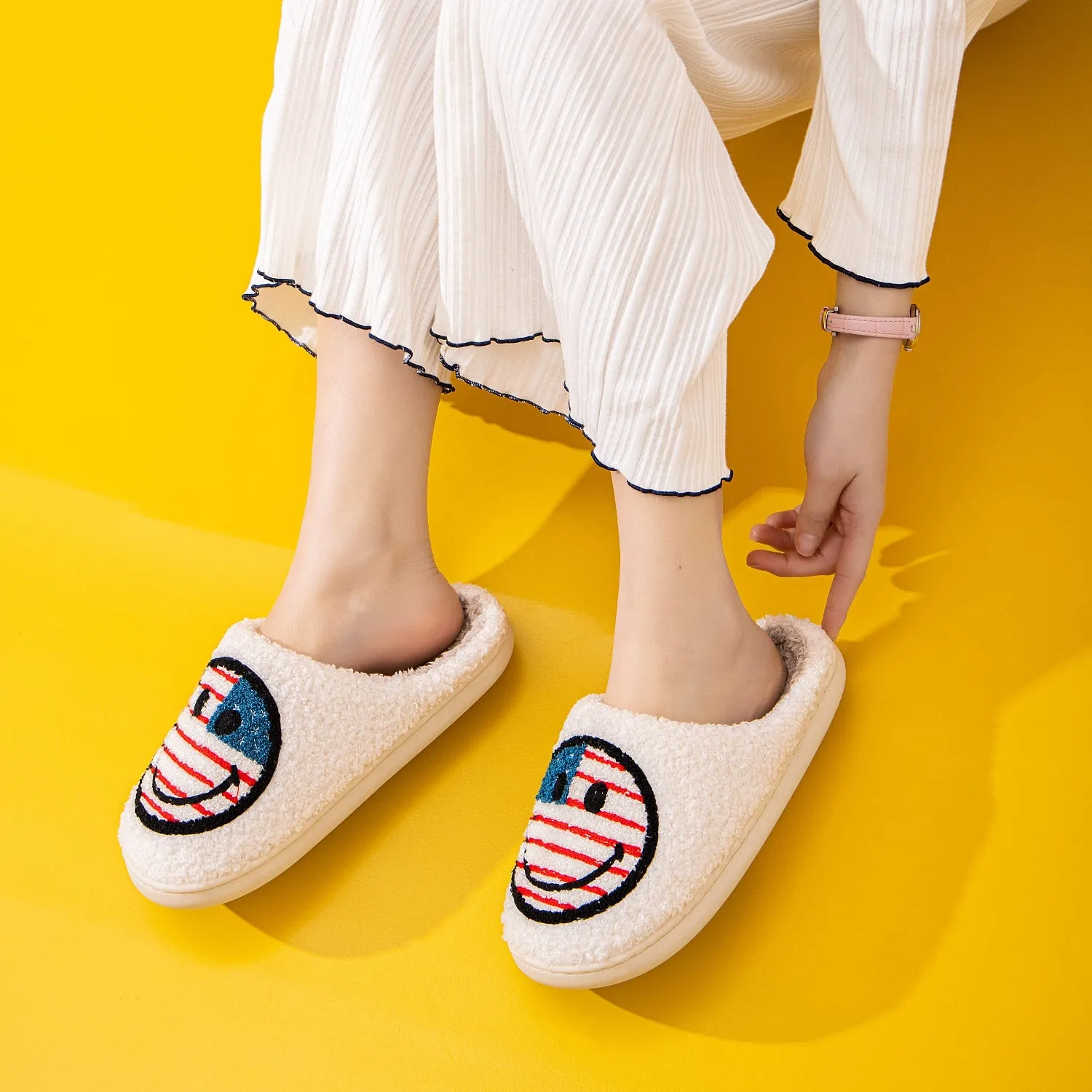Happy In America Melody Smiley Face Slippers