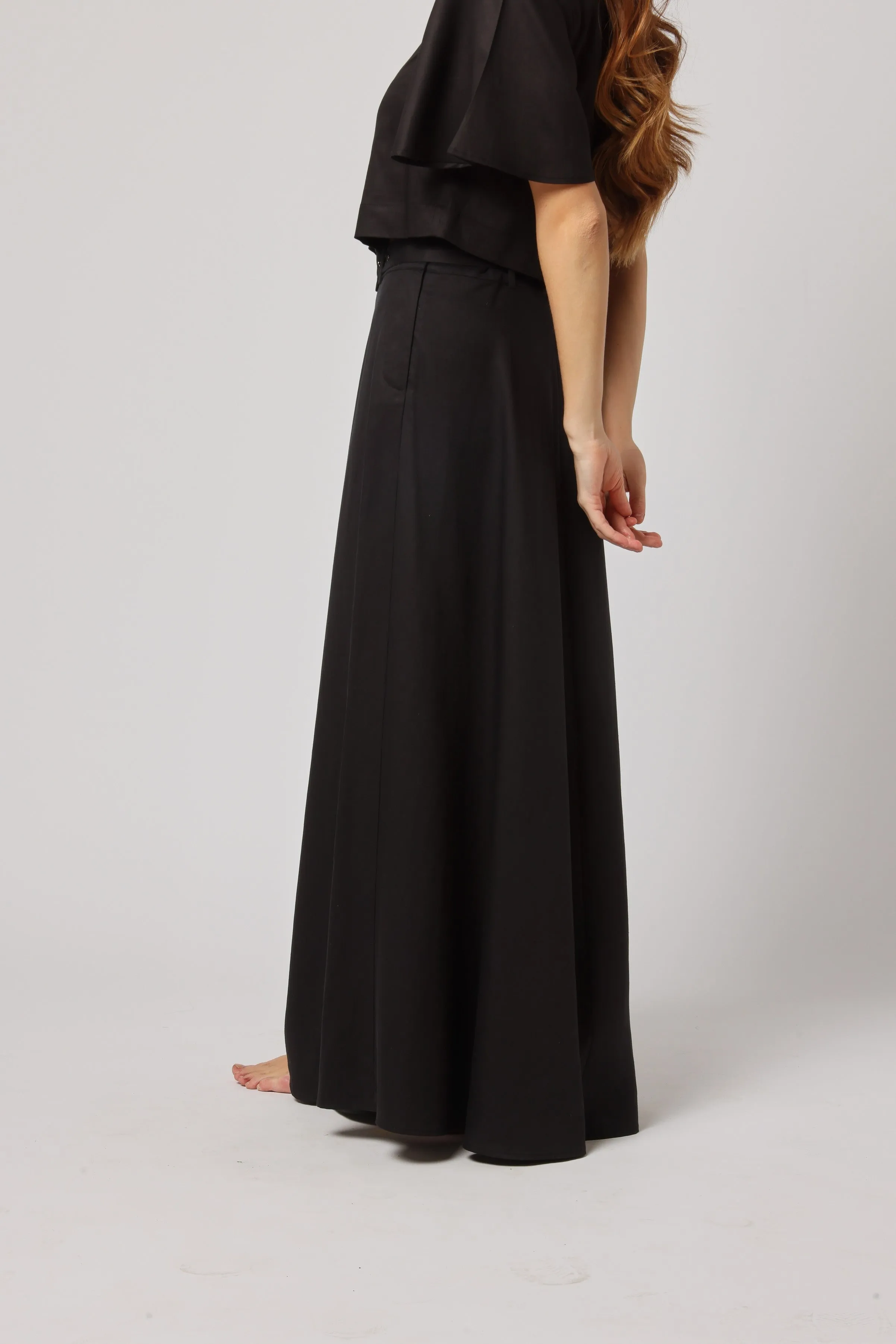 Kahaani Skirt  A Tale of Timeless Elegance