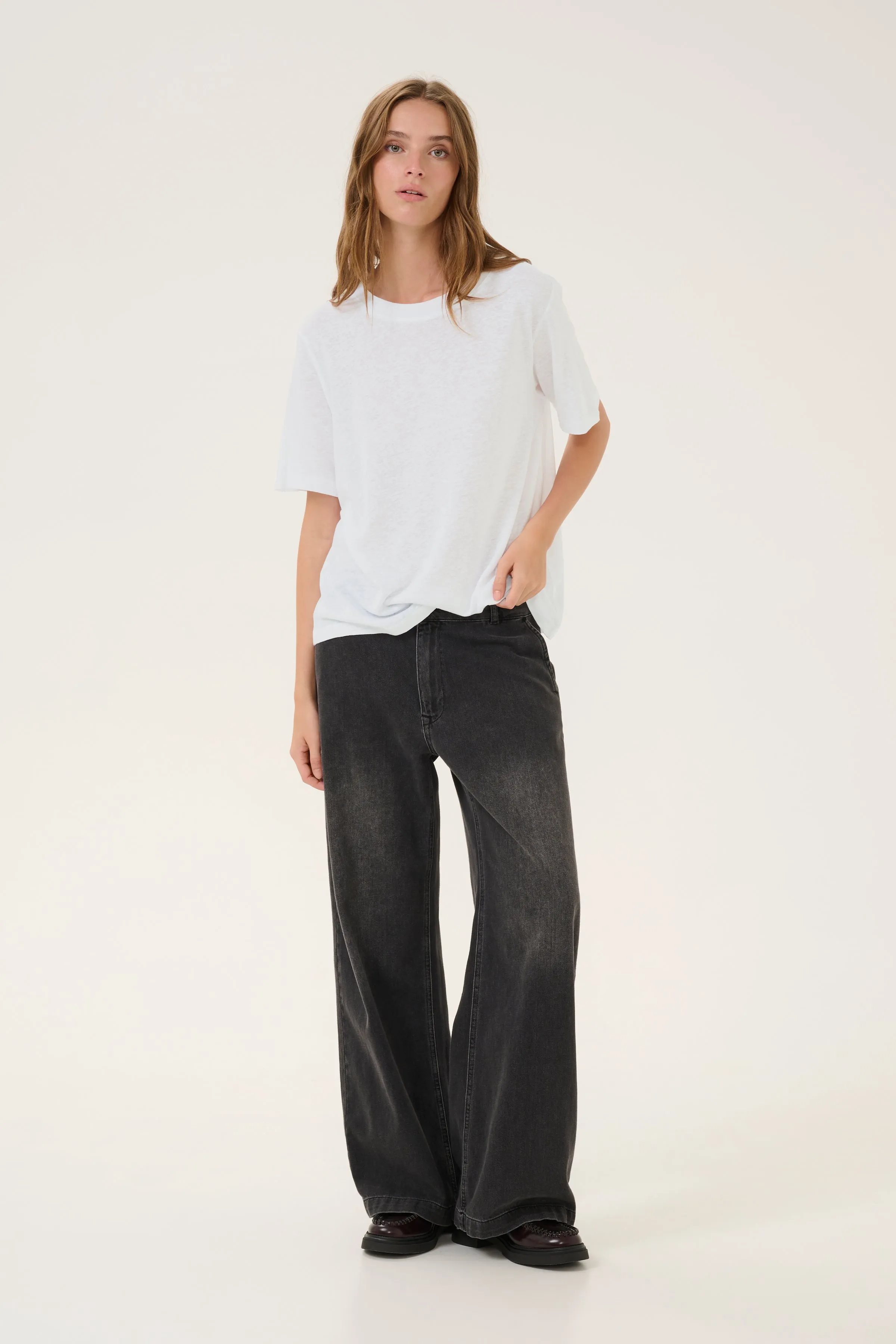 Lisa Linen T-Shirt - White
