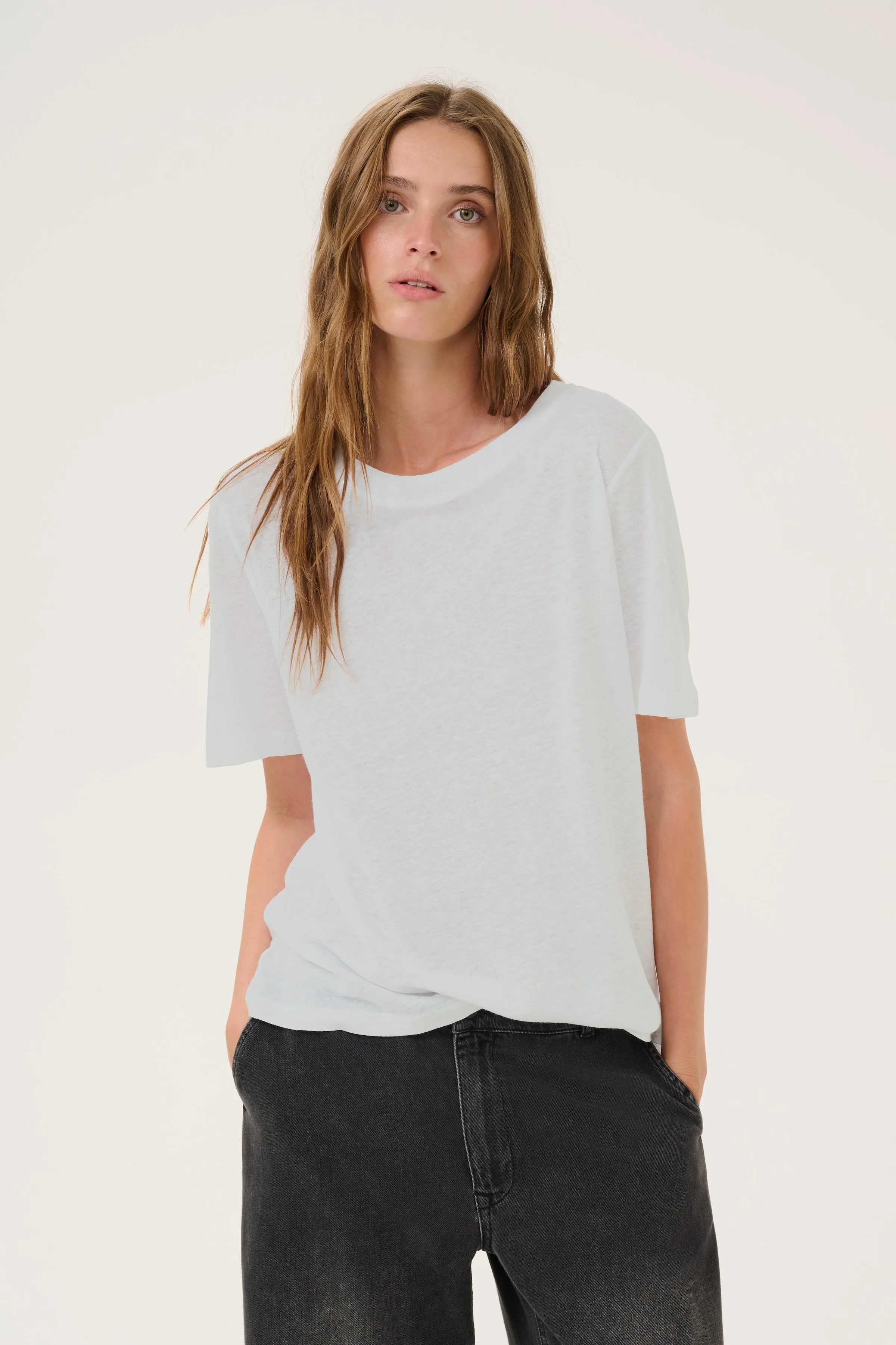 Lisa Linen T-Shirt - White