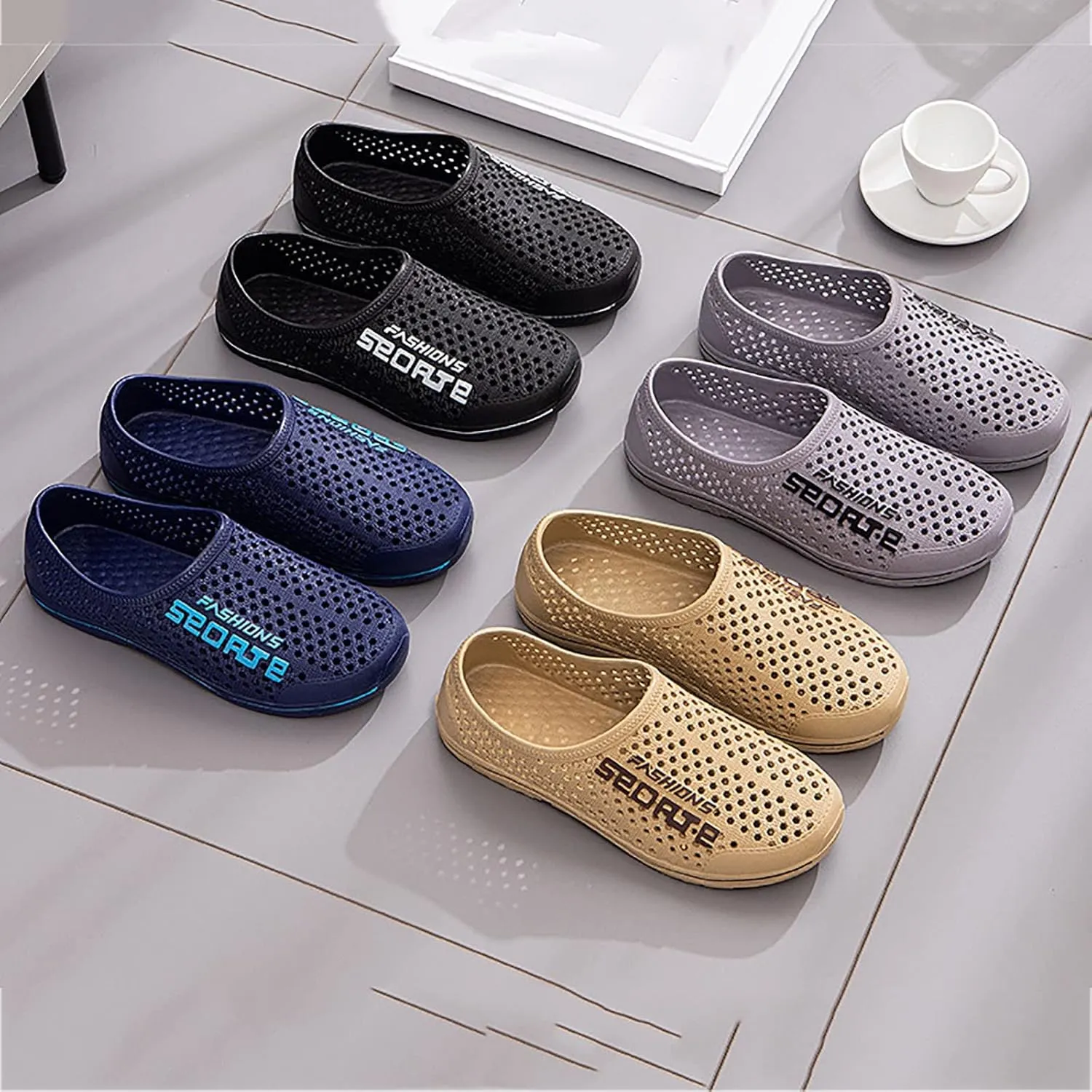 Men Sandal Close Toe Non Slip Beach Shoes Breathable Slip-On Water Sandals for Men