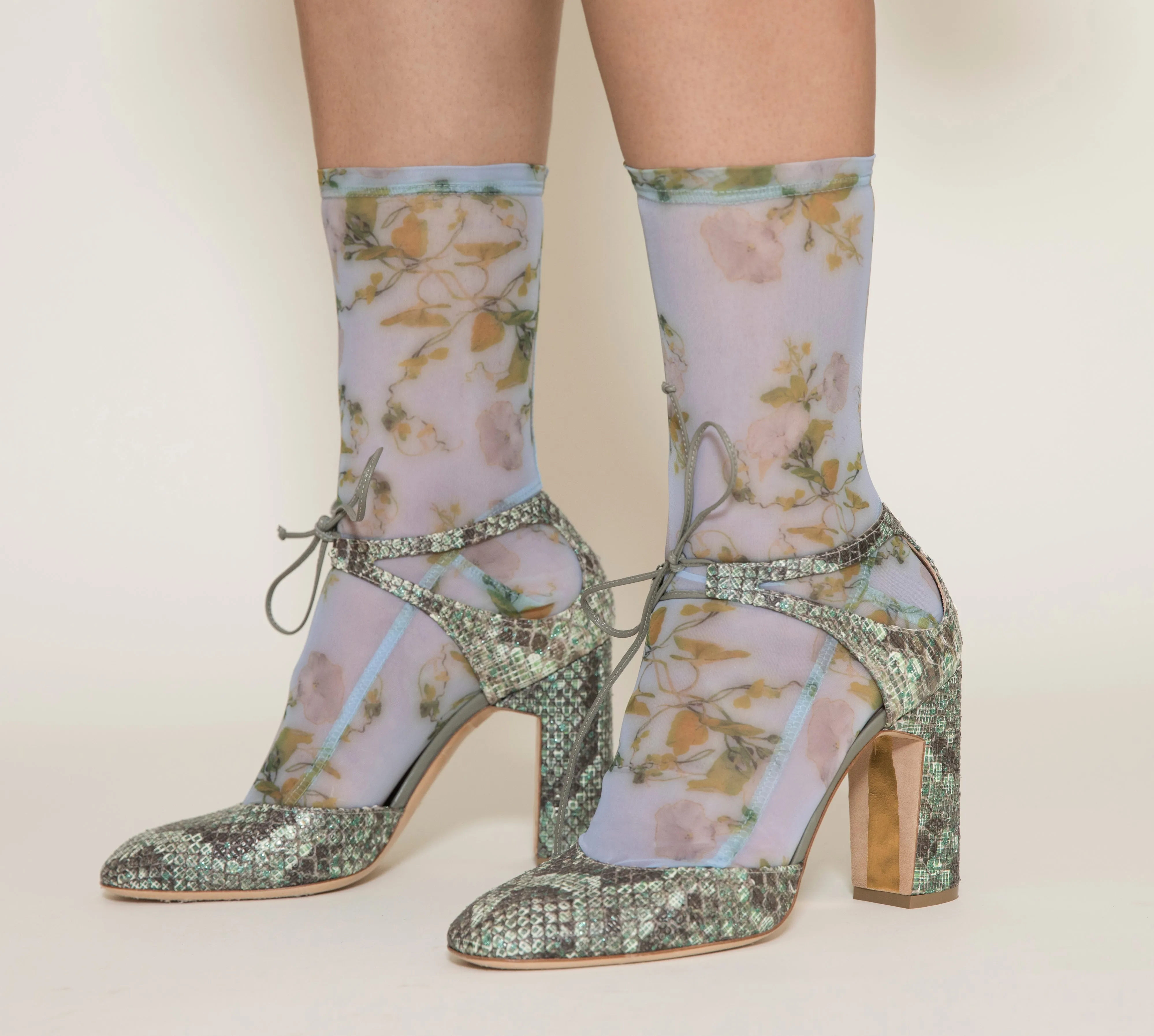 SAMPLE Powder Blue Rosendal Floral Mesh Socks