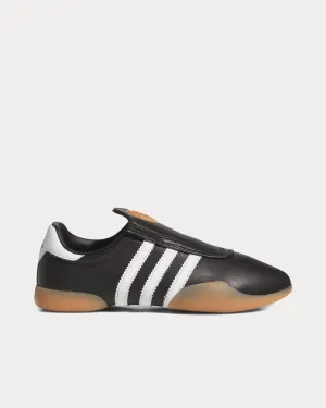 Taekwondo Mei Core Black / Cloud White / Gum Slip On Sneakers