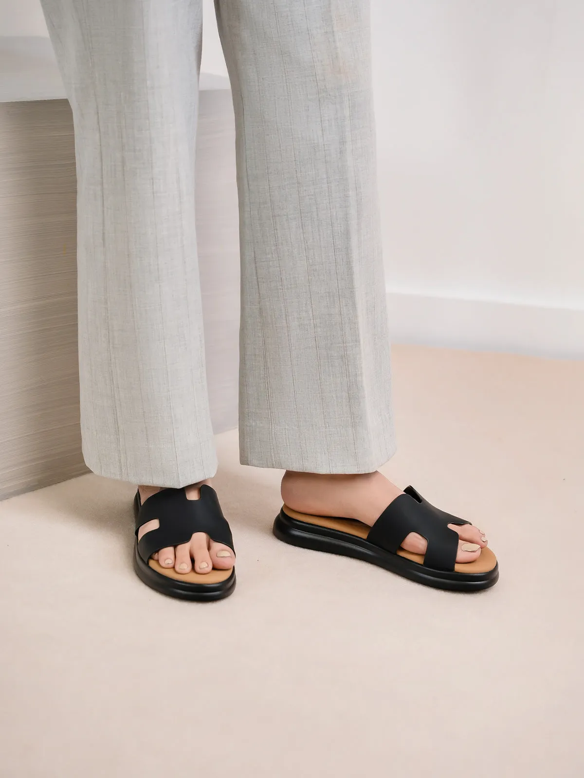 Womens "HUANA" Comfy Padded Slippers