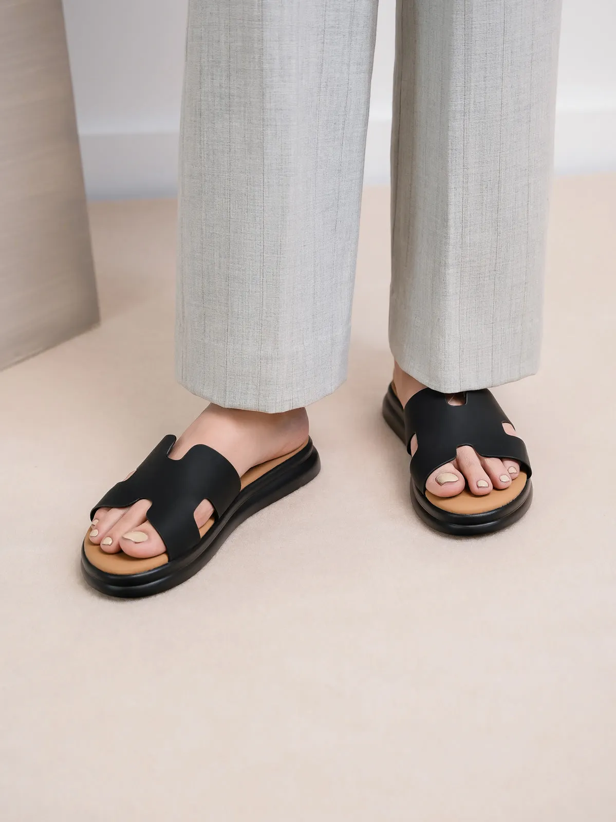 Womens "HUANA" Comfy Padded Slippers